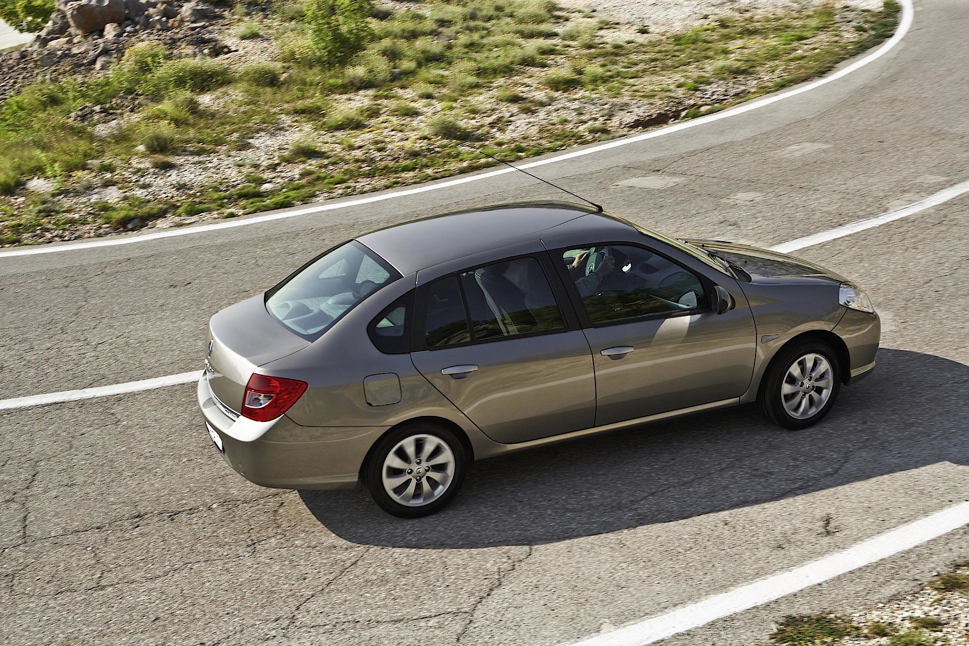 Renault Clio Symbol / Thalia photo 27