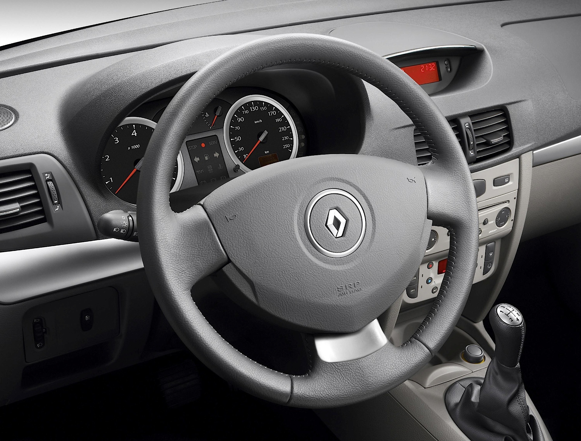 Renault Clio Symbol / Thalia photo 45