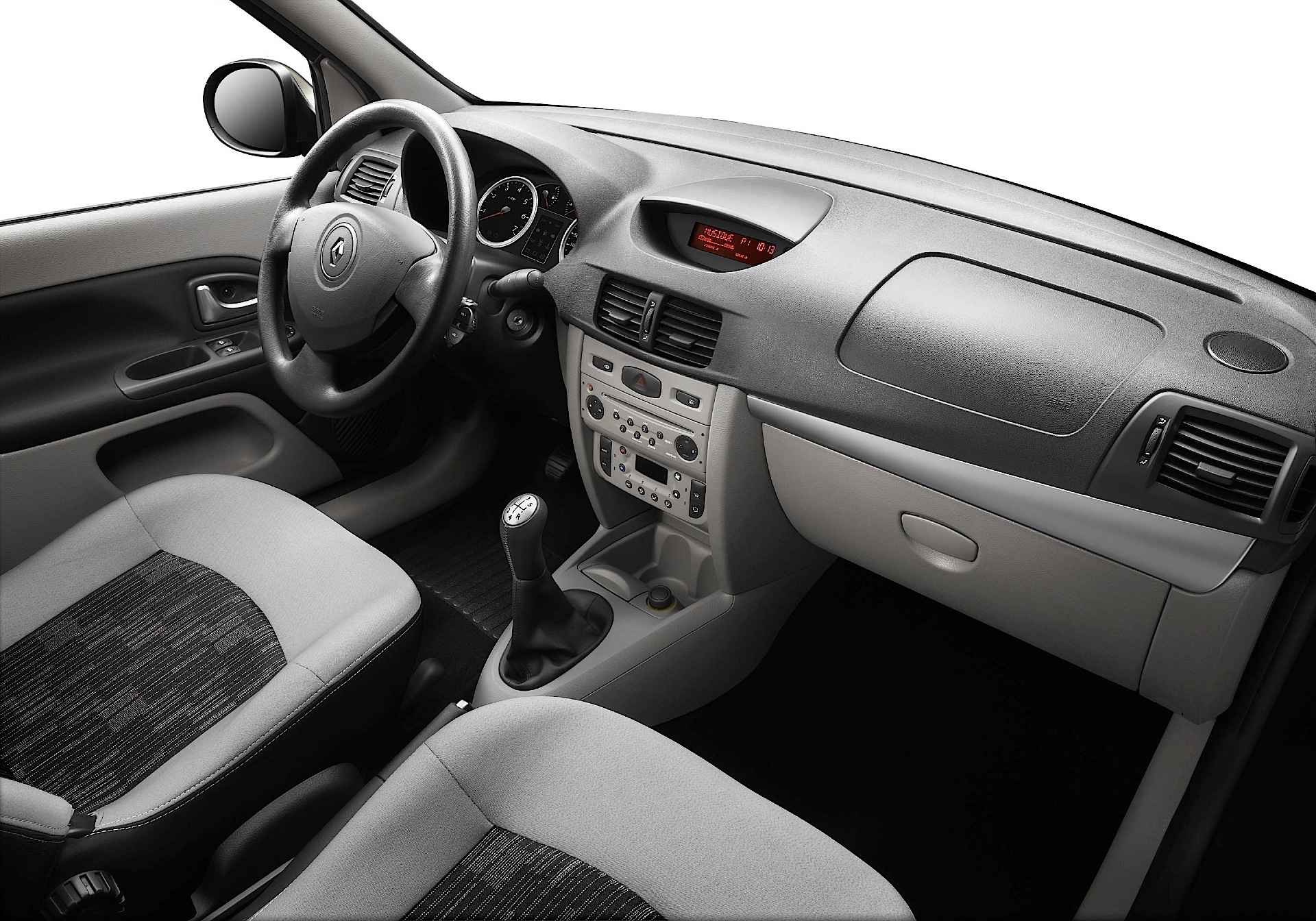 Renault Clio Symbol / Thalia photo 53