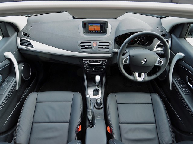 Renault Fluence photo 75