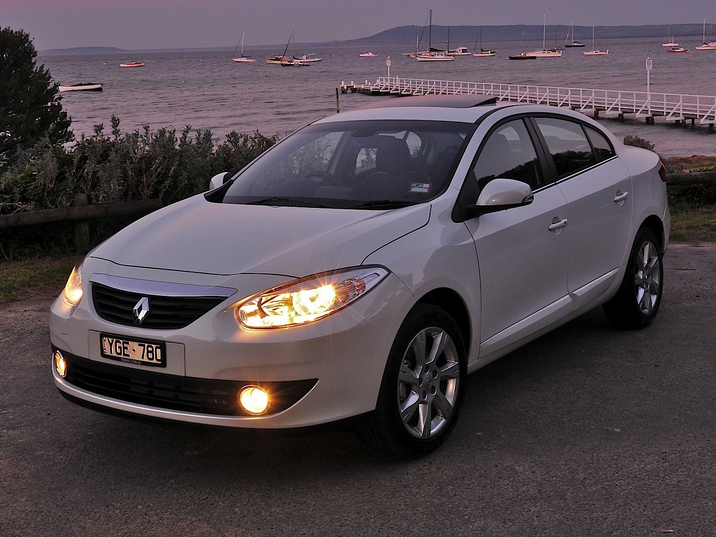 Renault Fluence photo 45