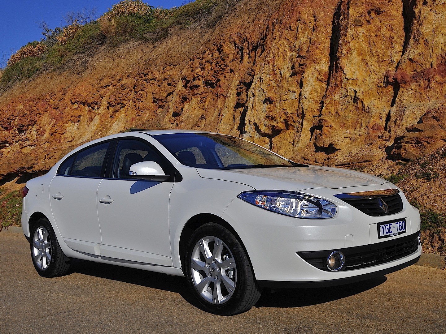 Renault Fluence photo 49