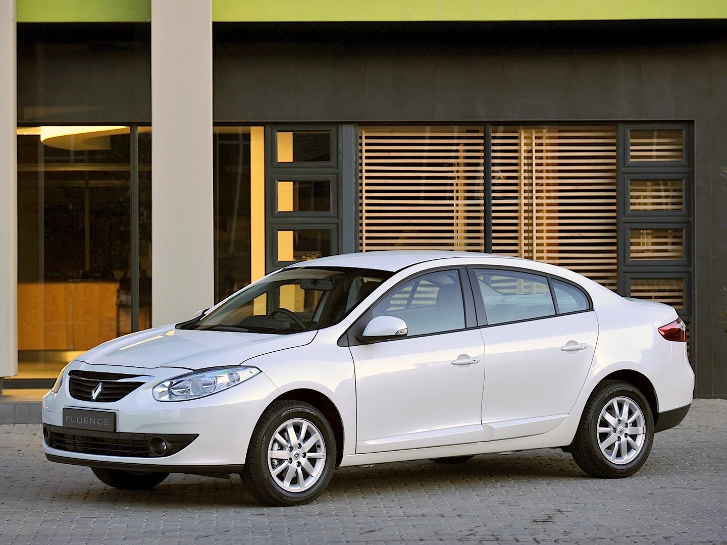 Renault Fluence photo 52