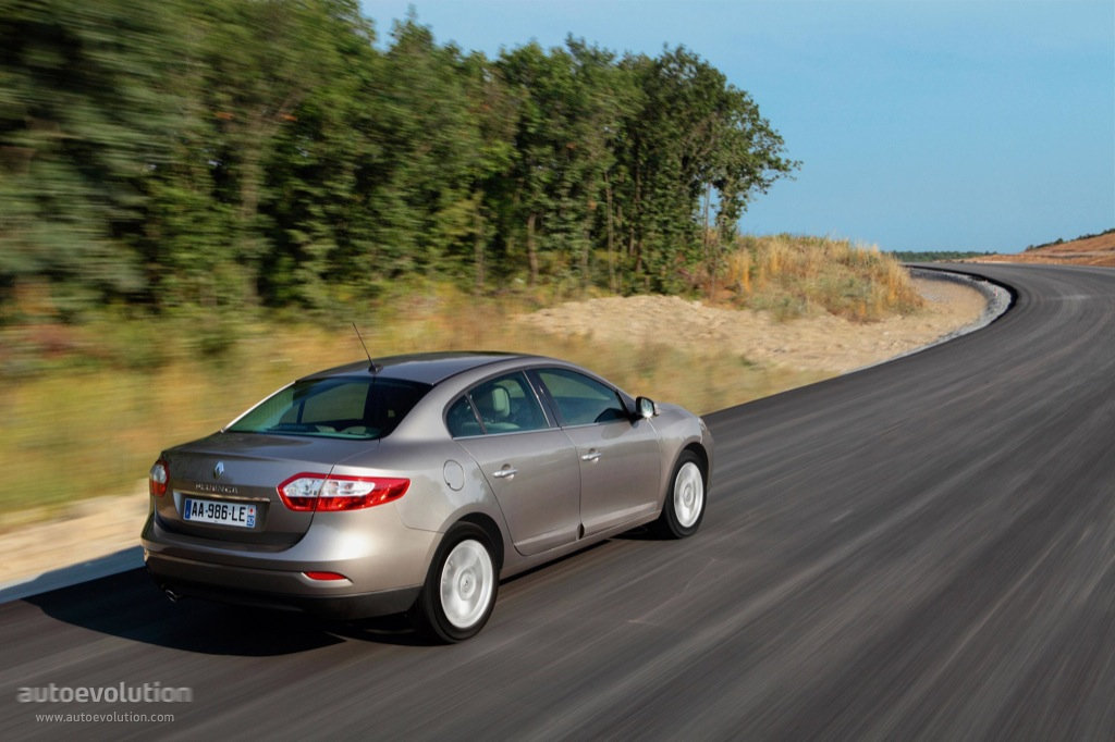 Renault Fluence photo 14