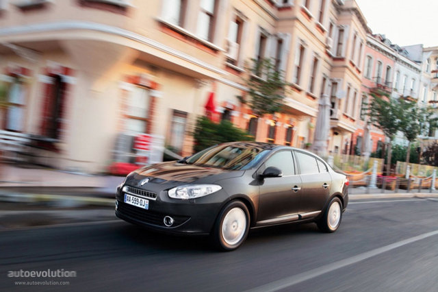 Renault Fluence photo 16