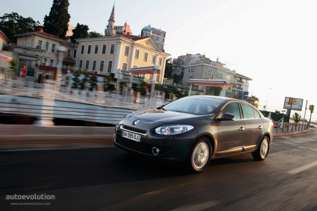 Renault Fluence photo 17