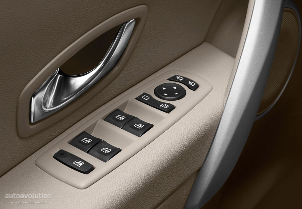 Renault Fluence photo 62