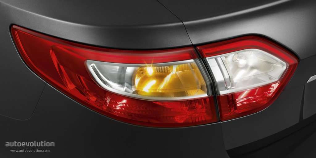 Renault Fluence photo 5