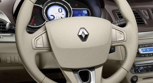 Renault Fluence photo 45