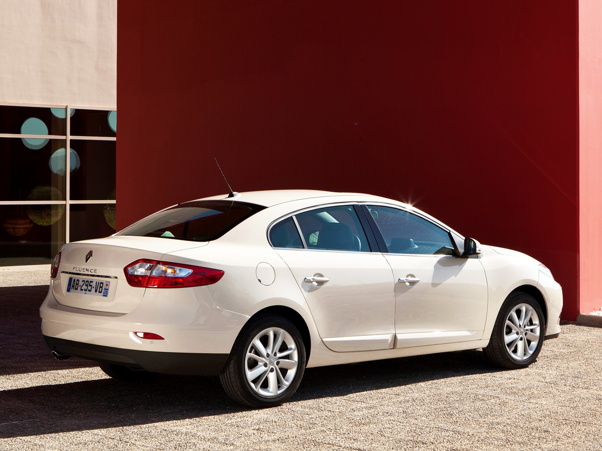 Renault Fluence photo 21