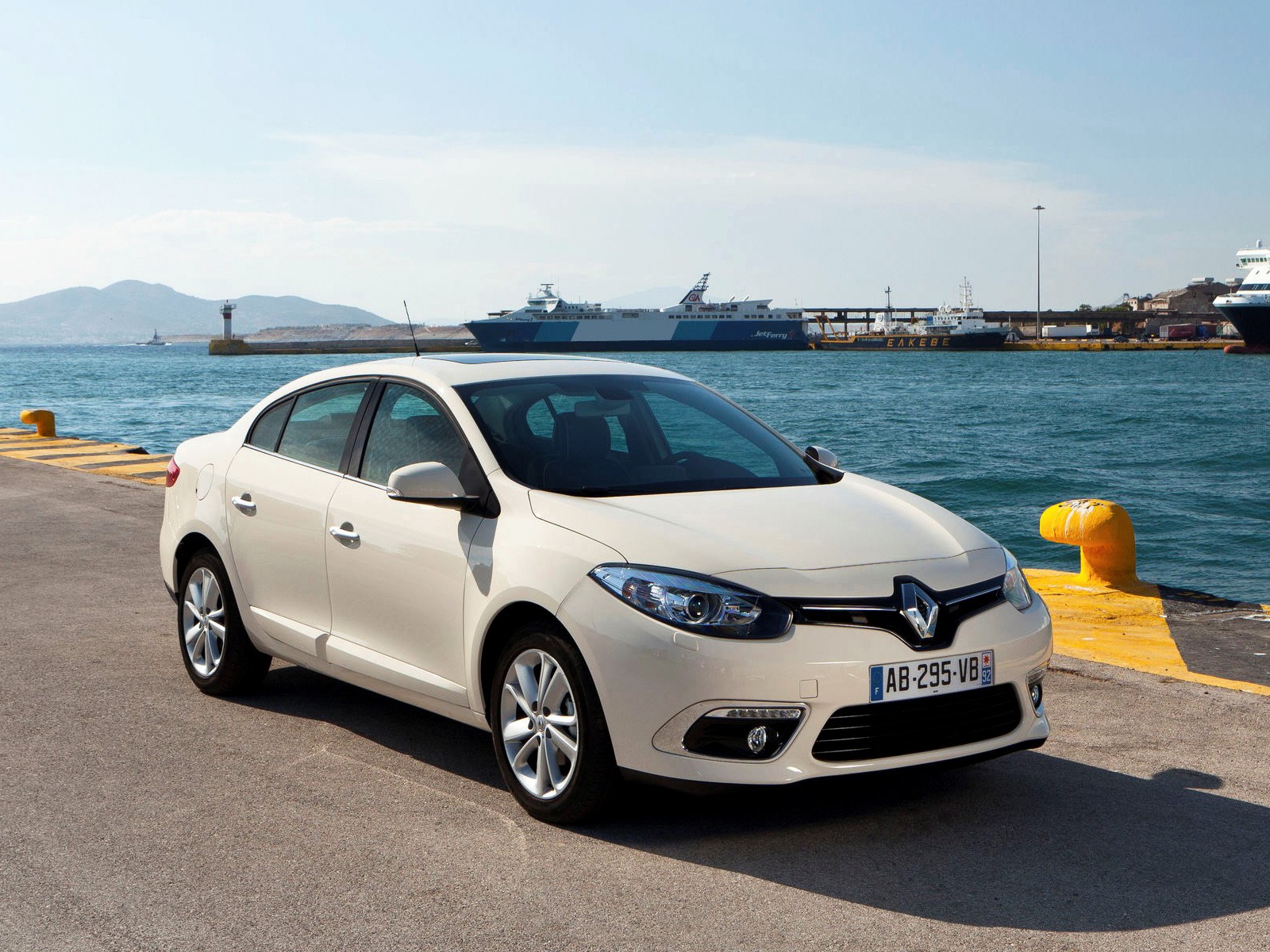 Renault Fluence photo 23
