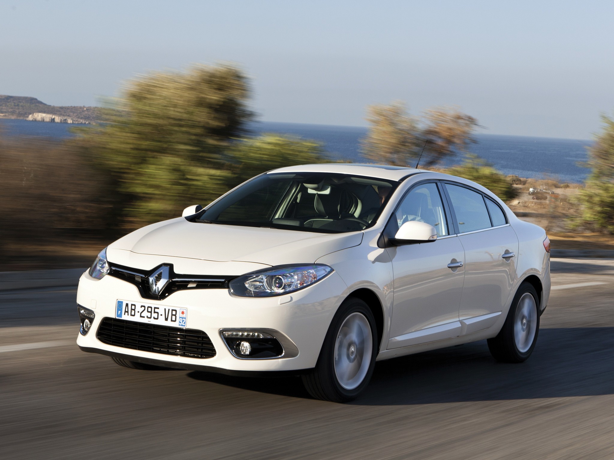 Renault Fluence photo 24