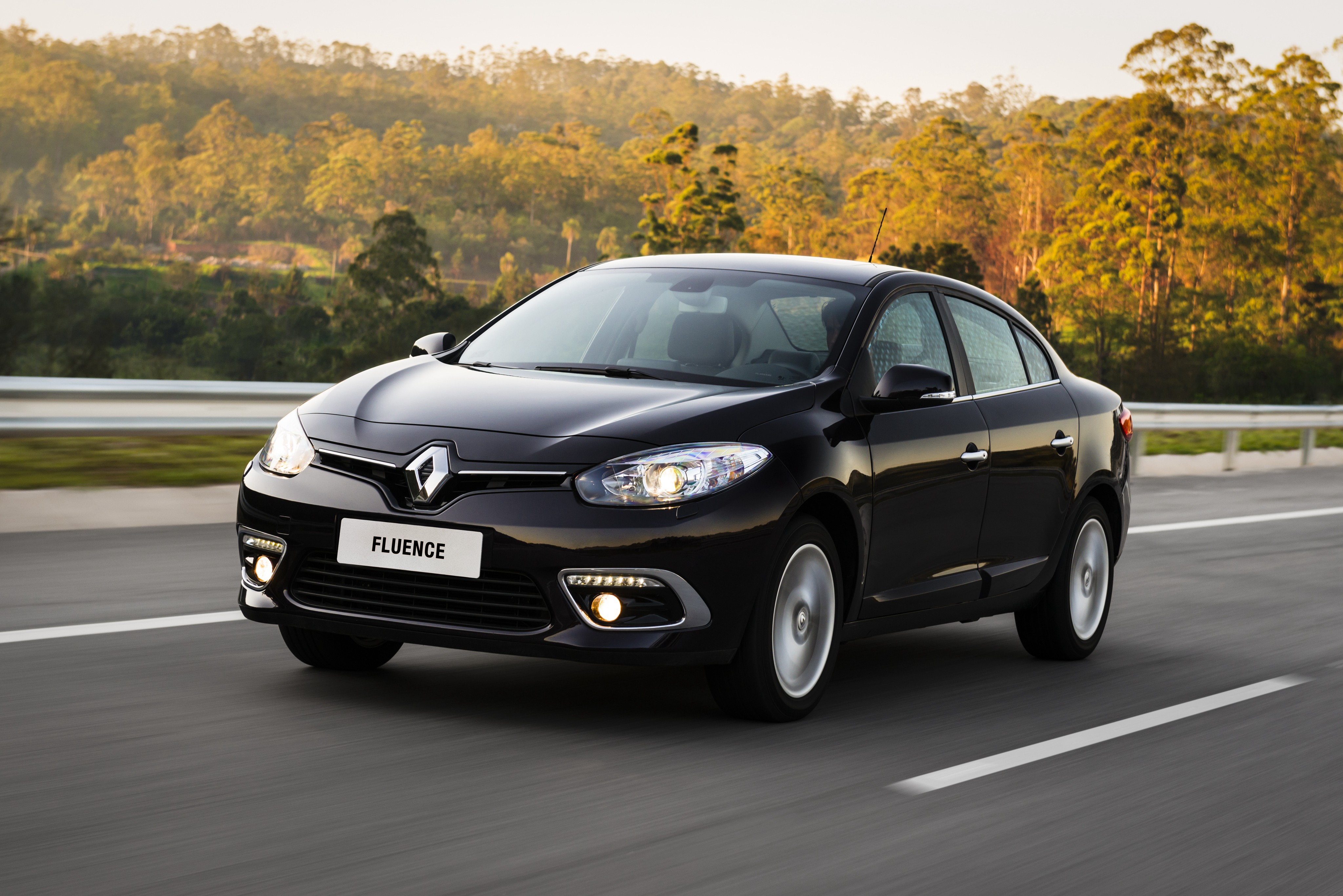 Renault Fluence photo 34