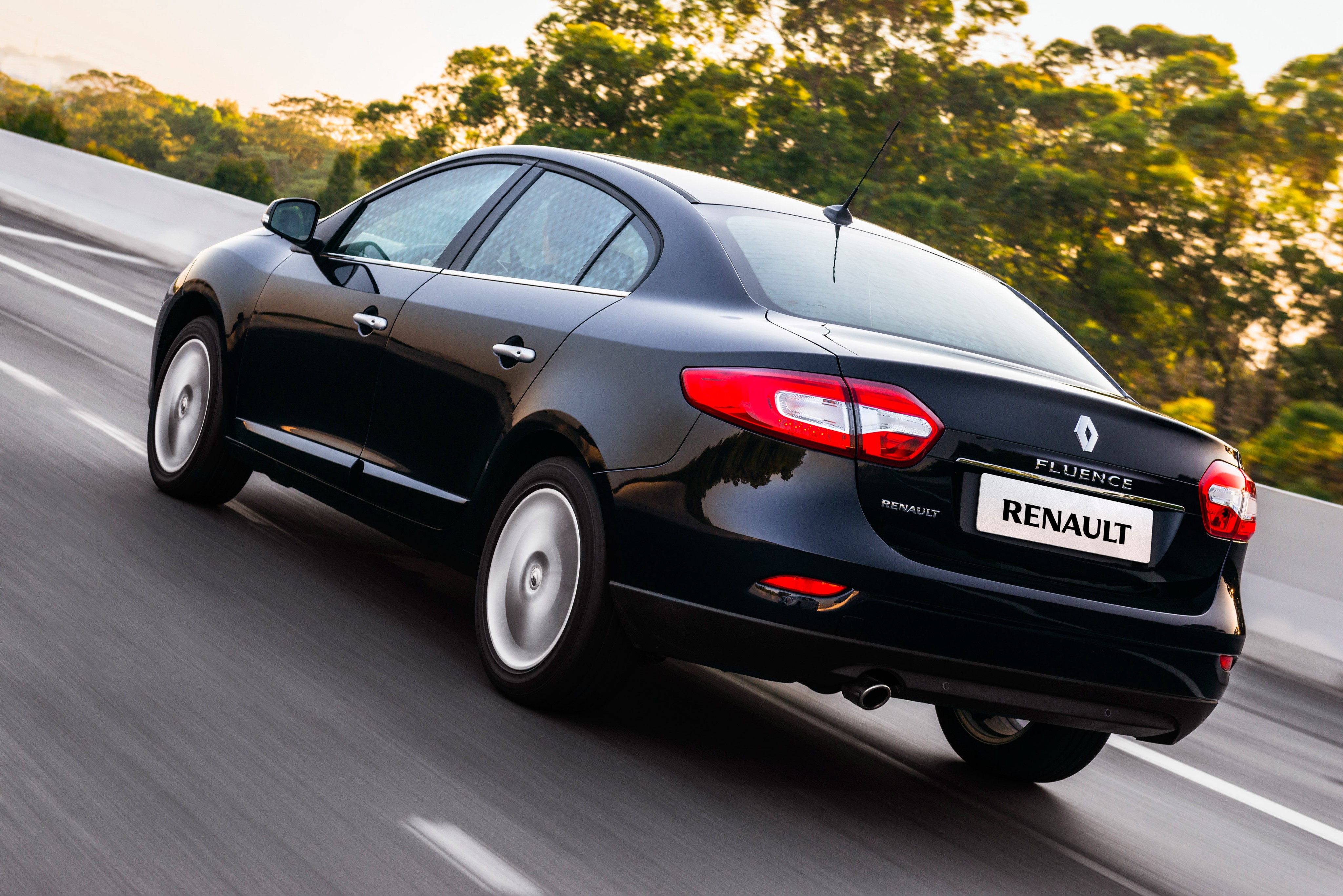 Renault Fluence photo 35