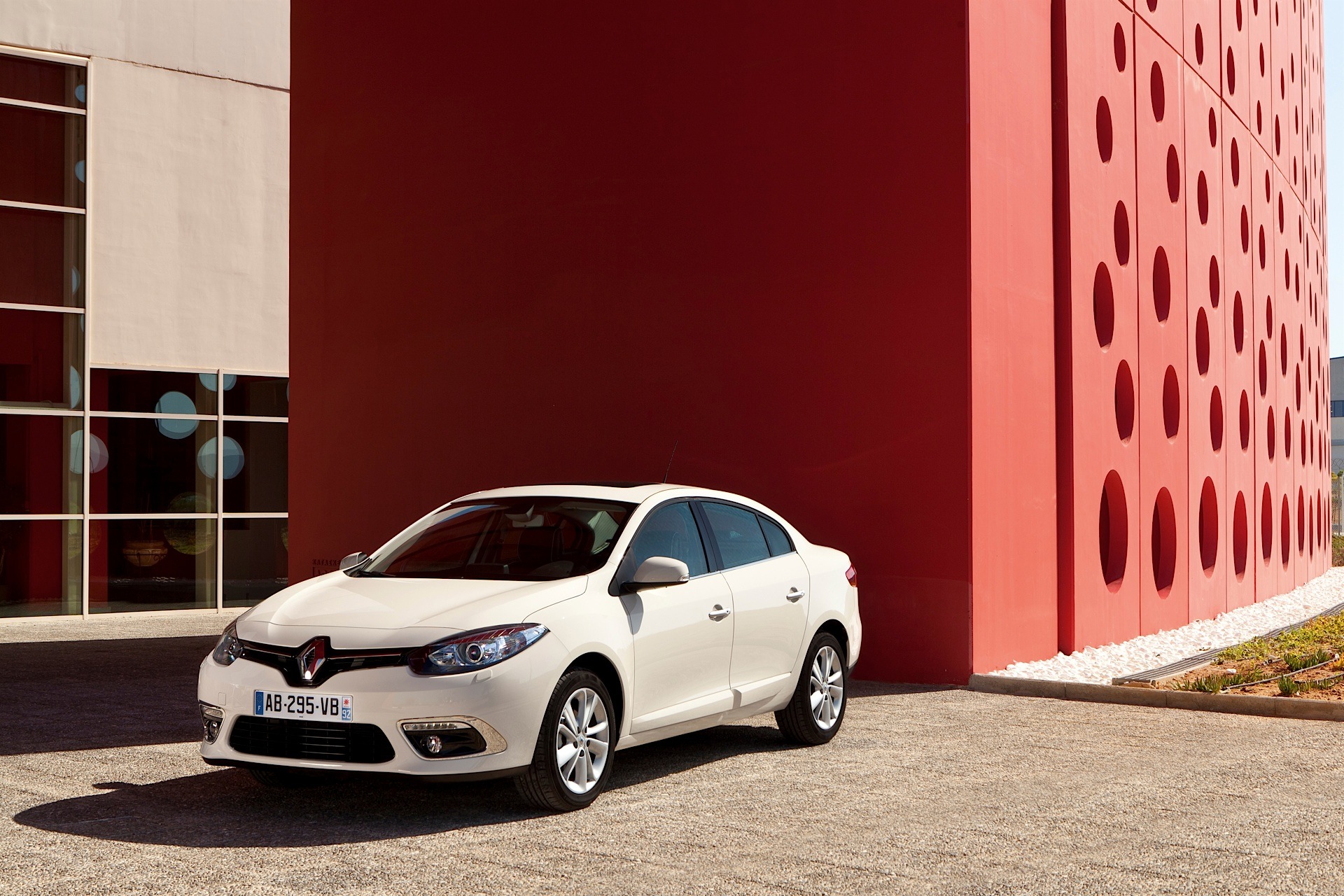 Renault Fluence photo 3