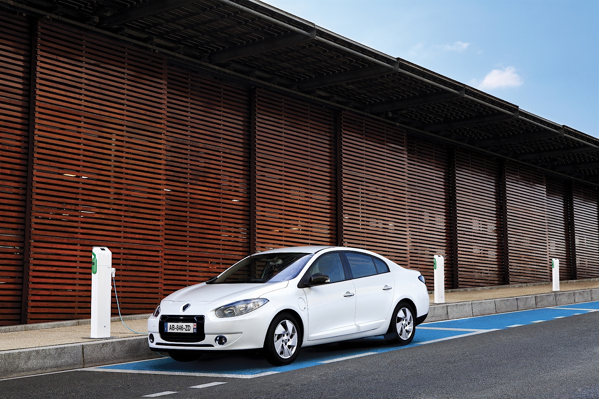 Renault Fluence photo 13