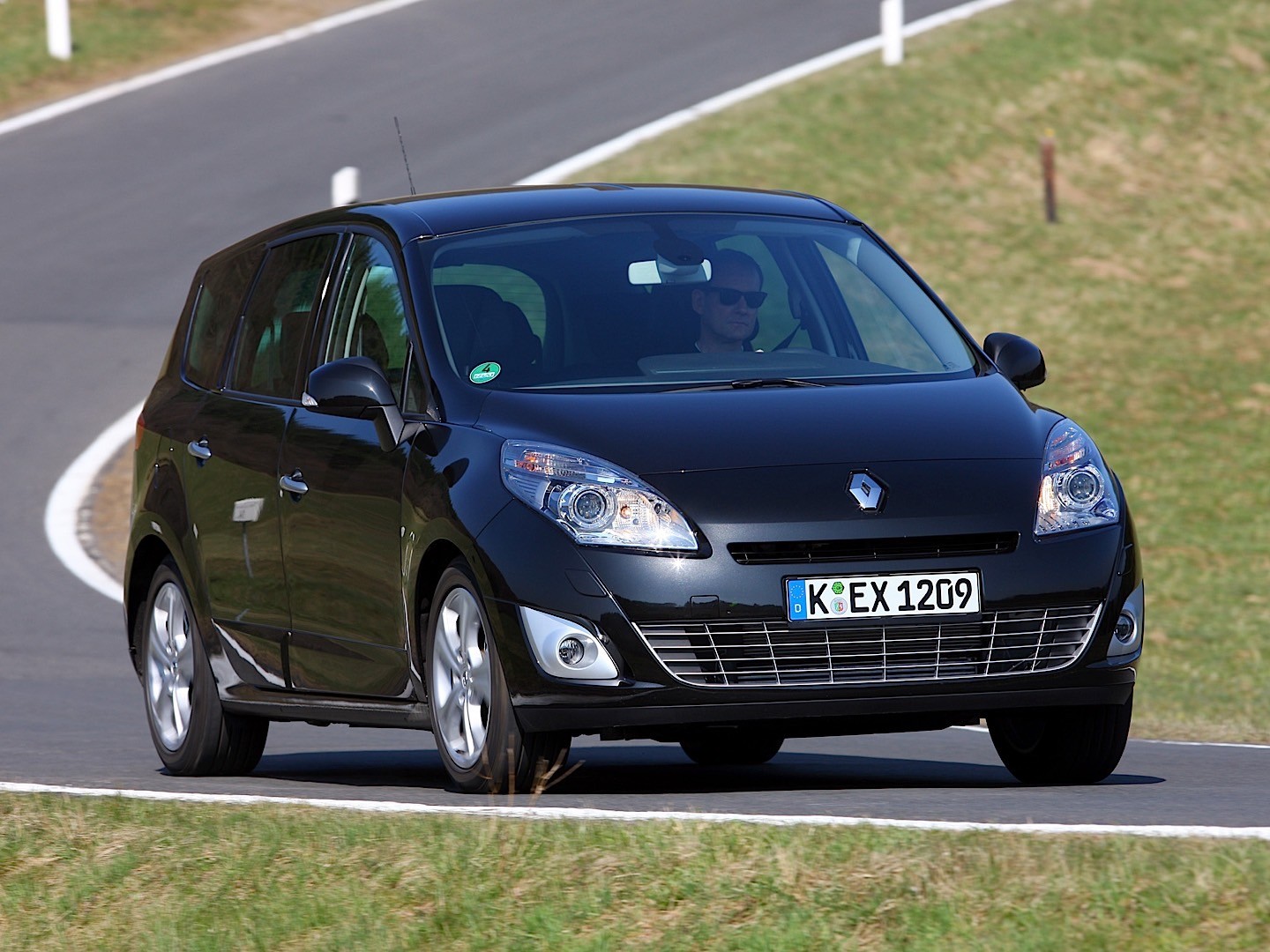 Renault Grand Scenic photo 51