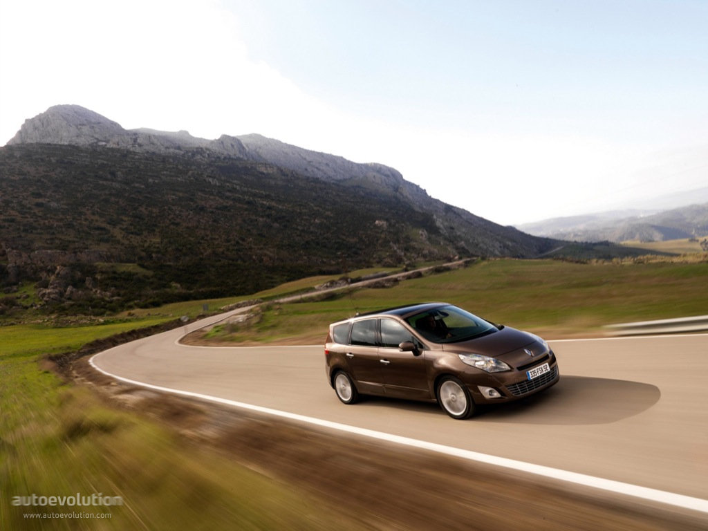 Renault Grand Scenic photo 6
