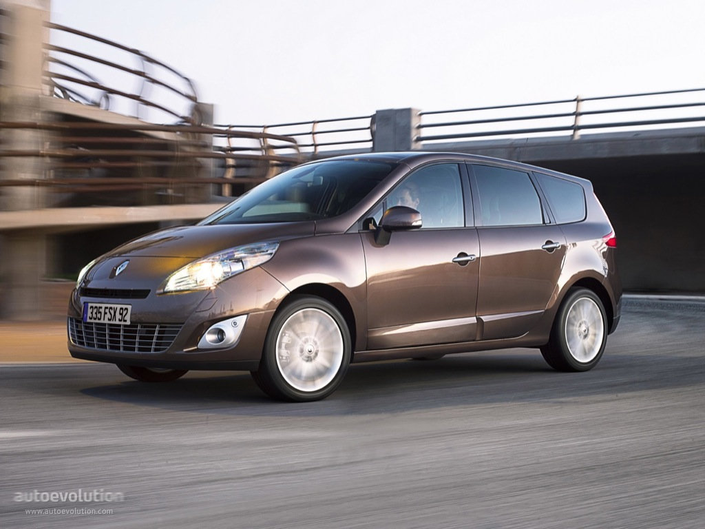 Renault Grand Scenic photo 8