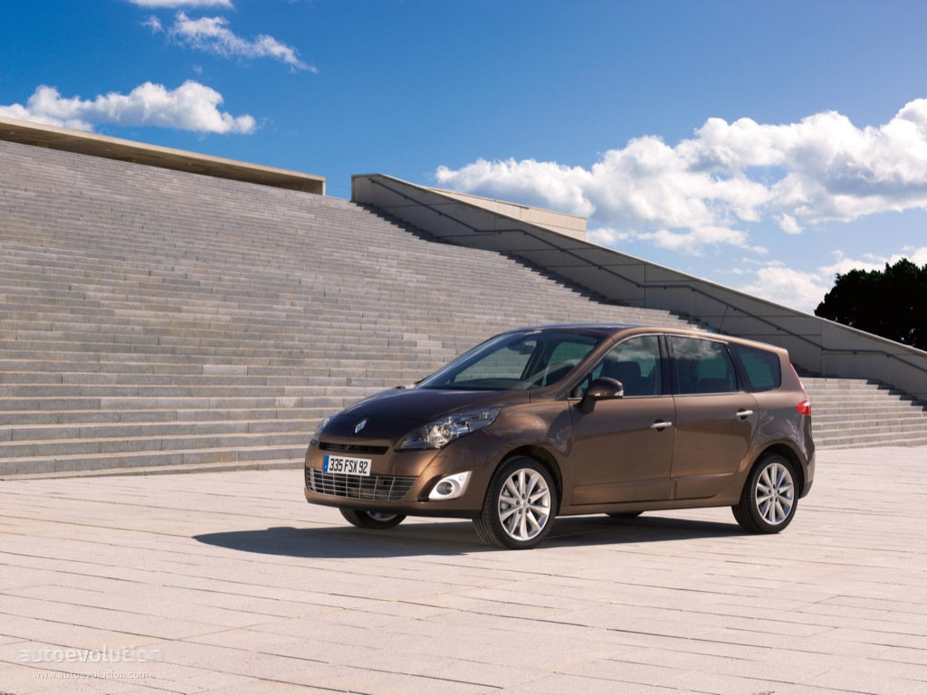 Renault Grand Scenic photo 9