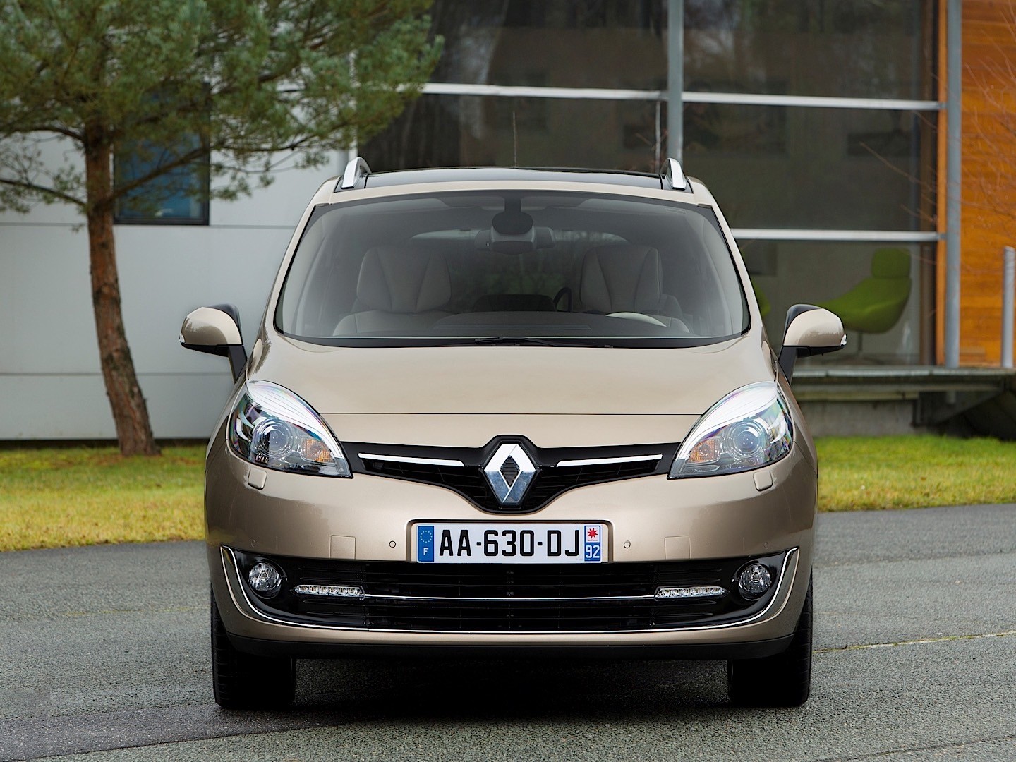 Renault Grand Scenic photo 4