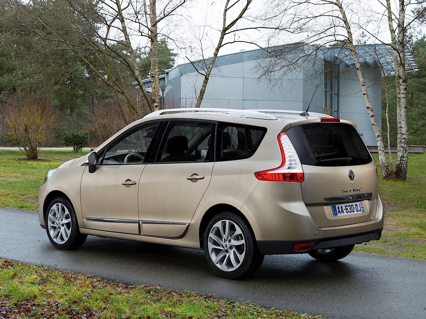 Renault Grand Scenic photo 7
