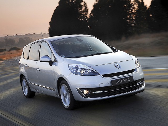 Renault Grand Scenic photo 11