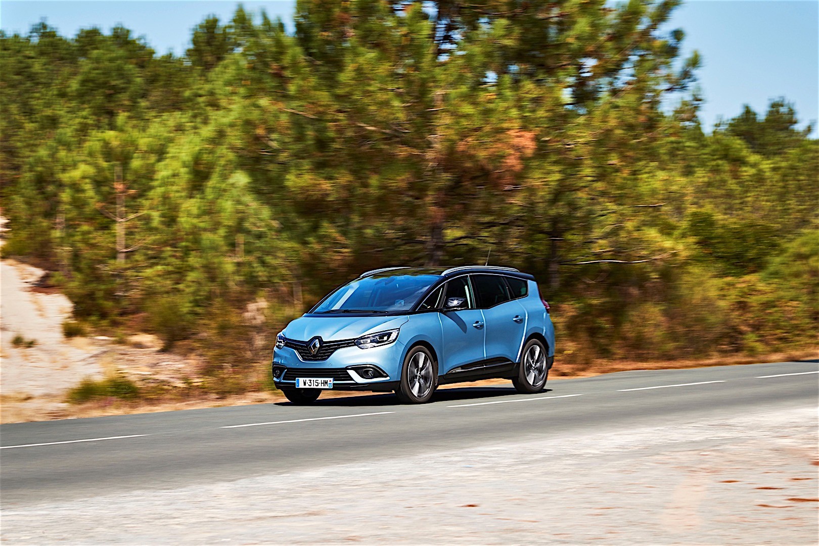 Renault Grand Scenic photo 8