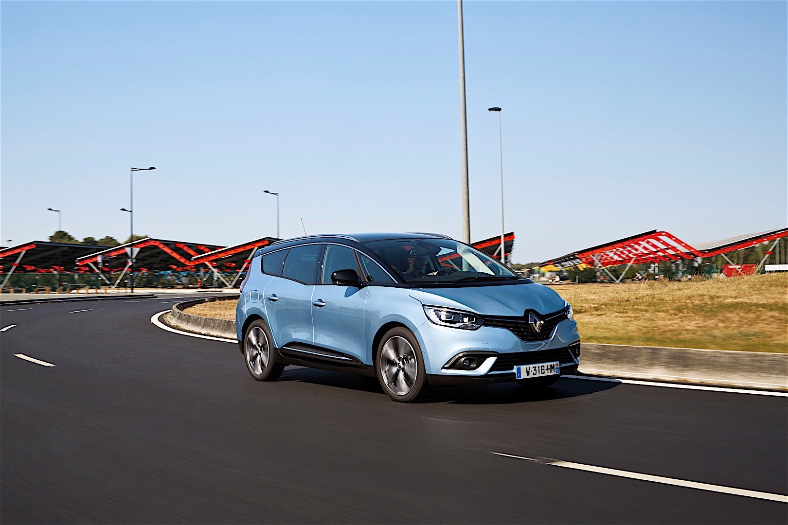 Renault Grand Scenic photo 10