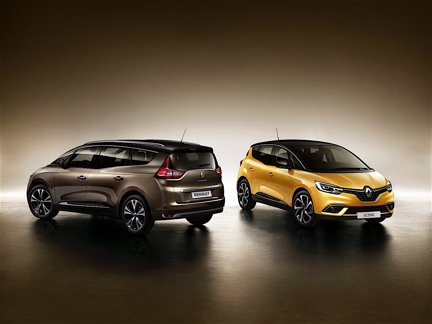 Renault Grand Scenic photo 6