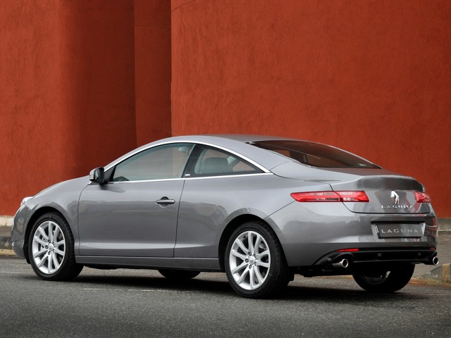 Renault Laguna Coupe foto 32