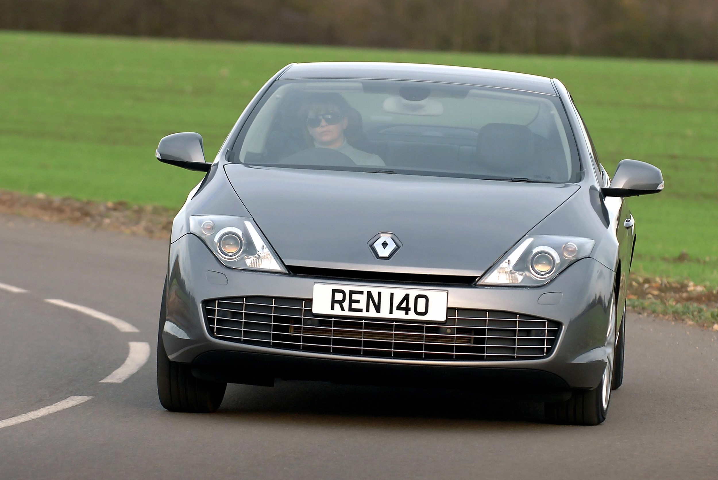 Renault Laguna Coupe photo 60