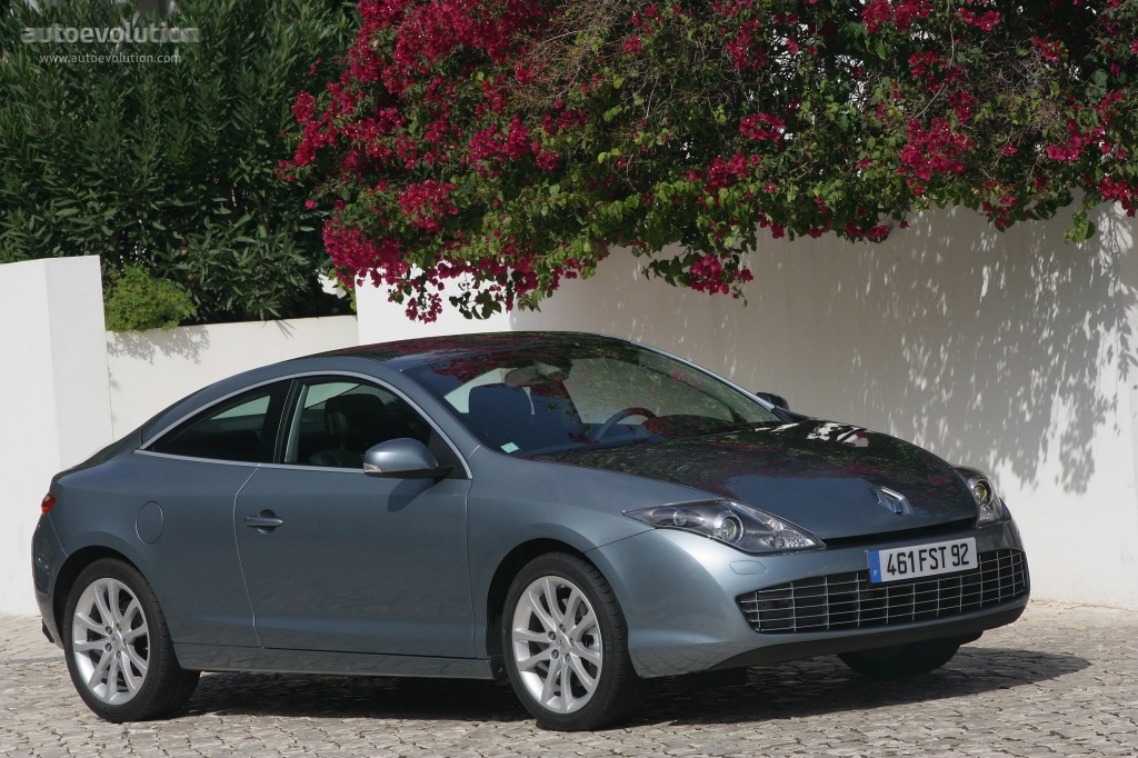 Renault Laguna Coupe photo 17