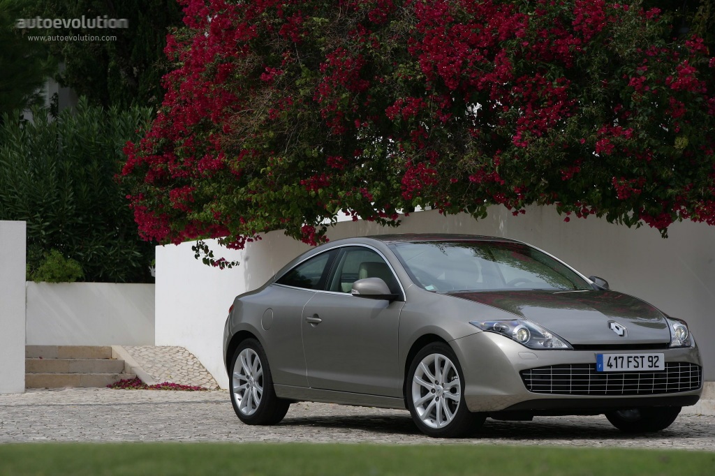 Renault Laguna Coupe photo 18