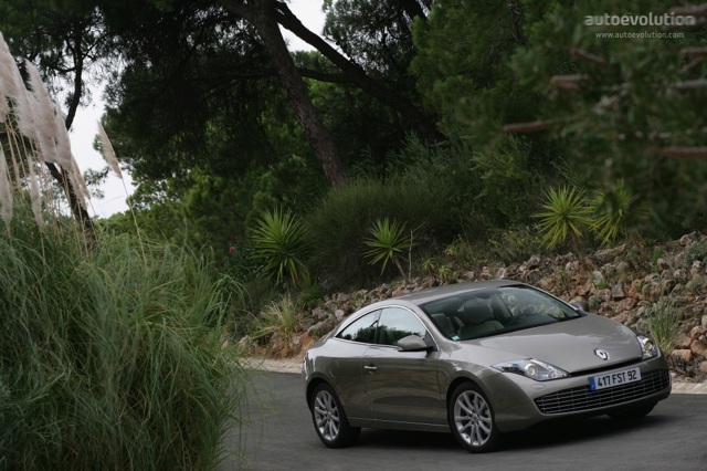 Renault Laguna Coupe foto 21