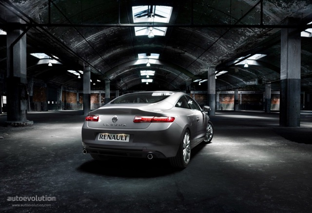 Renault Laguna Coupe foto 8