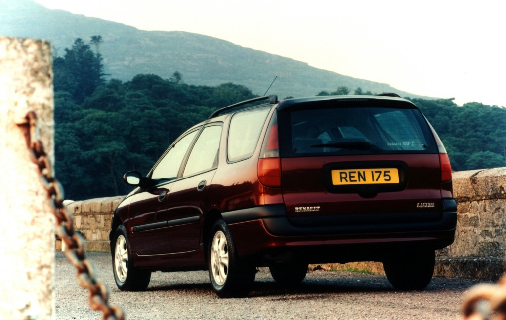 Renault Laguna Estate photo 3