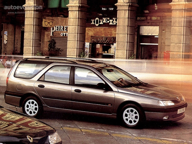 Renault Laguna Estate photo 1