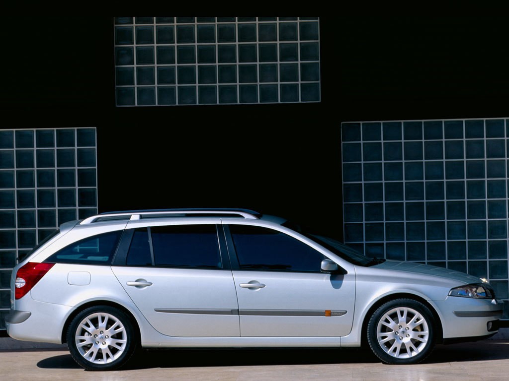 Renault Laguna Estate photo 7