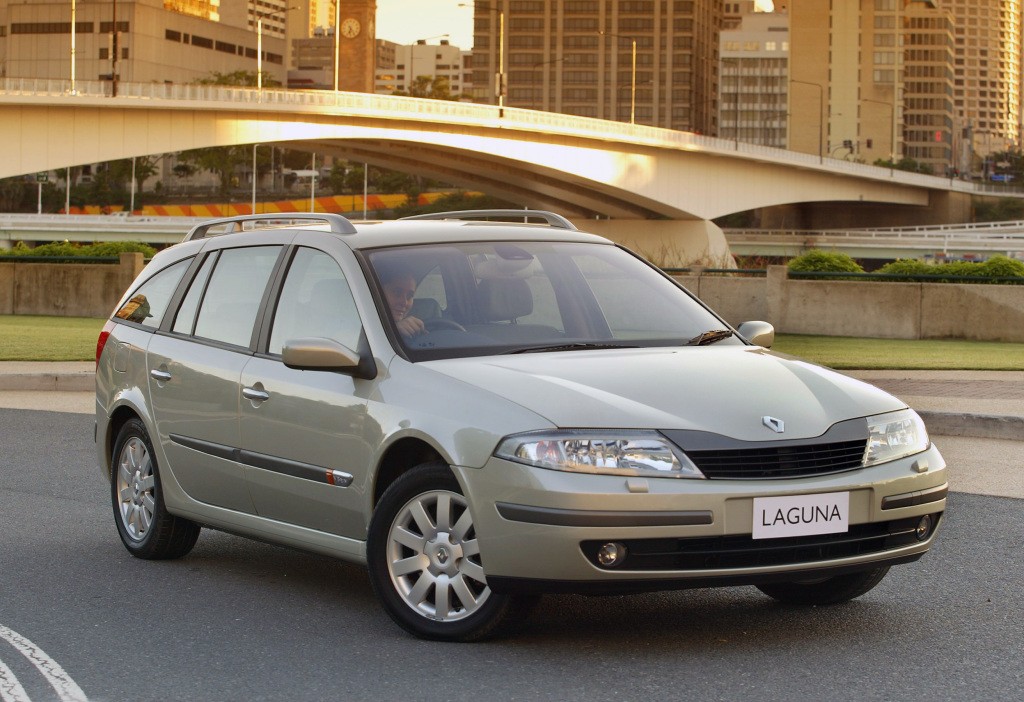 Renault Laguna Estate photo 28