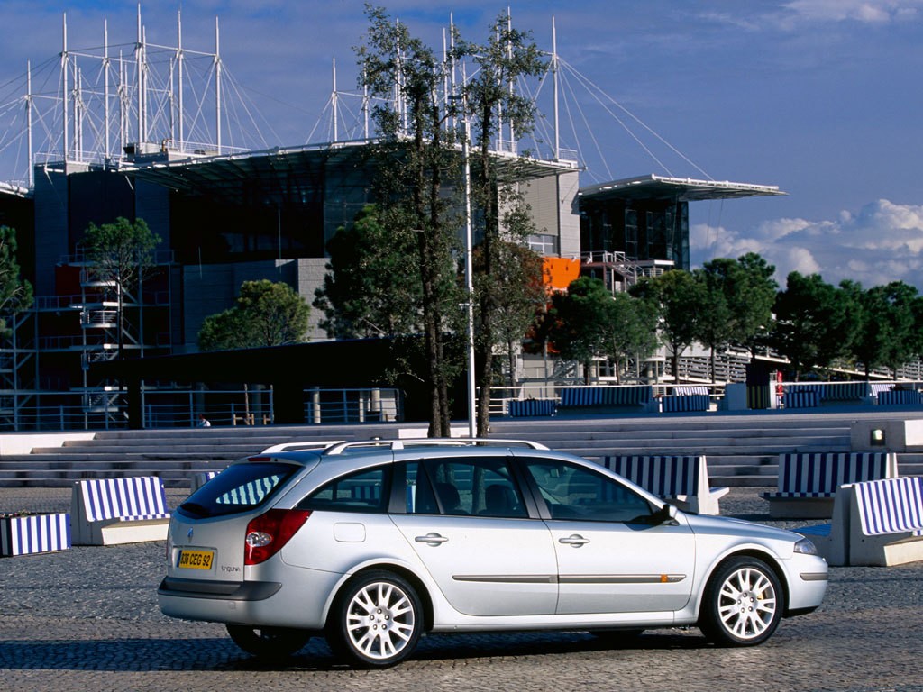 Renault Laguna Estate photo 6