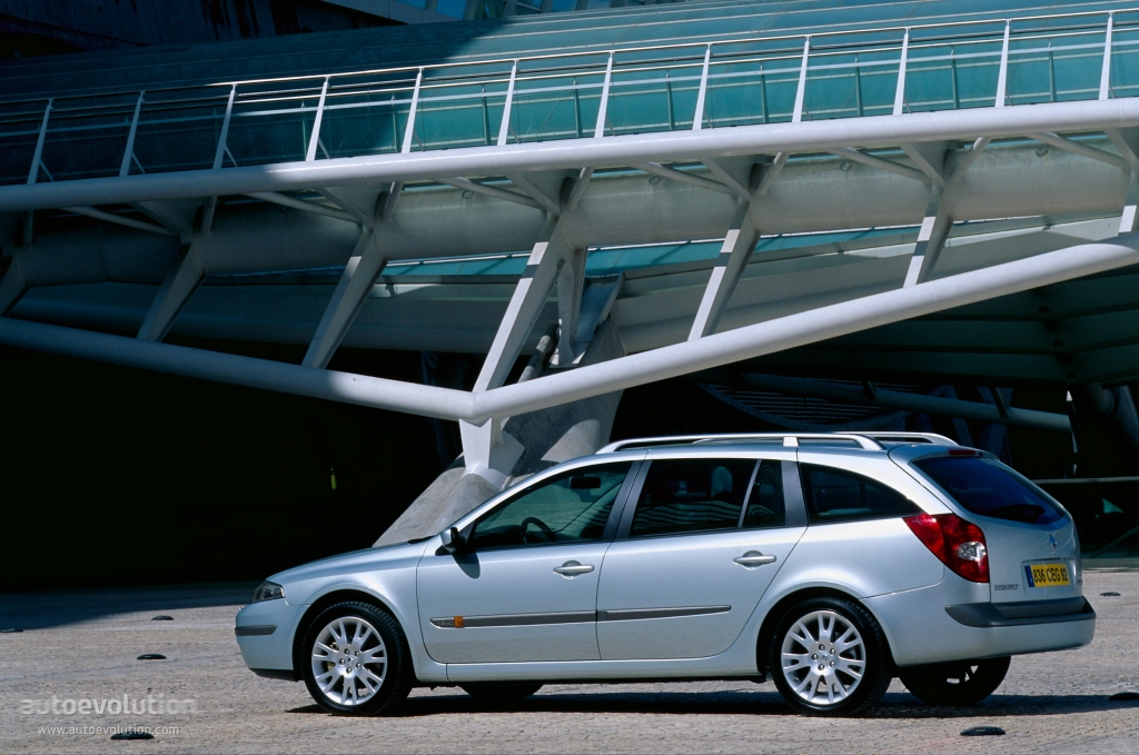 Renault Laguna Estate photo 2