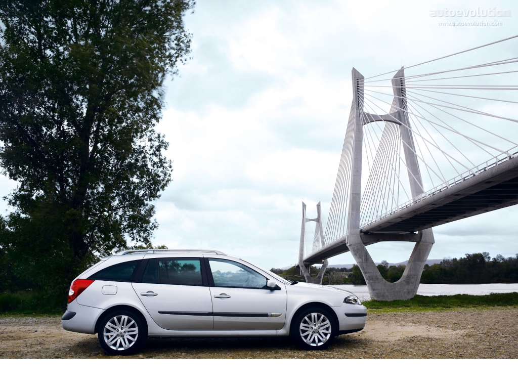 Renault Laguna Estate photo 3