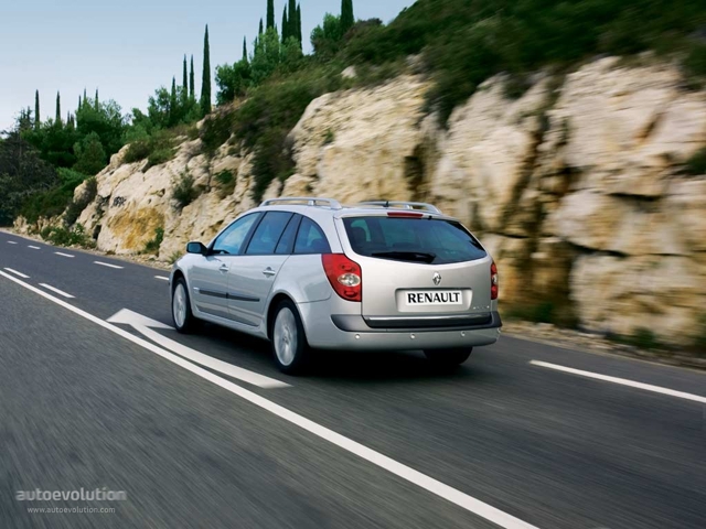 Renault Laguna Estate photo 7
