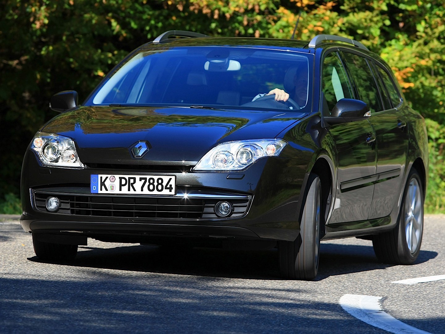 Renault Laguna Estate photo 11
