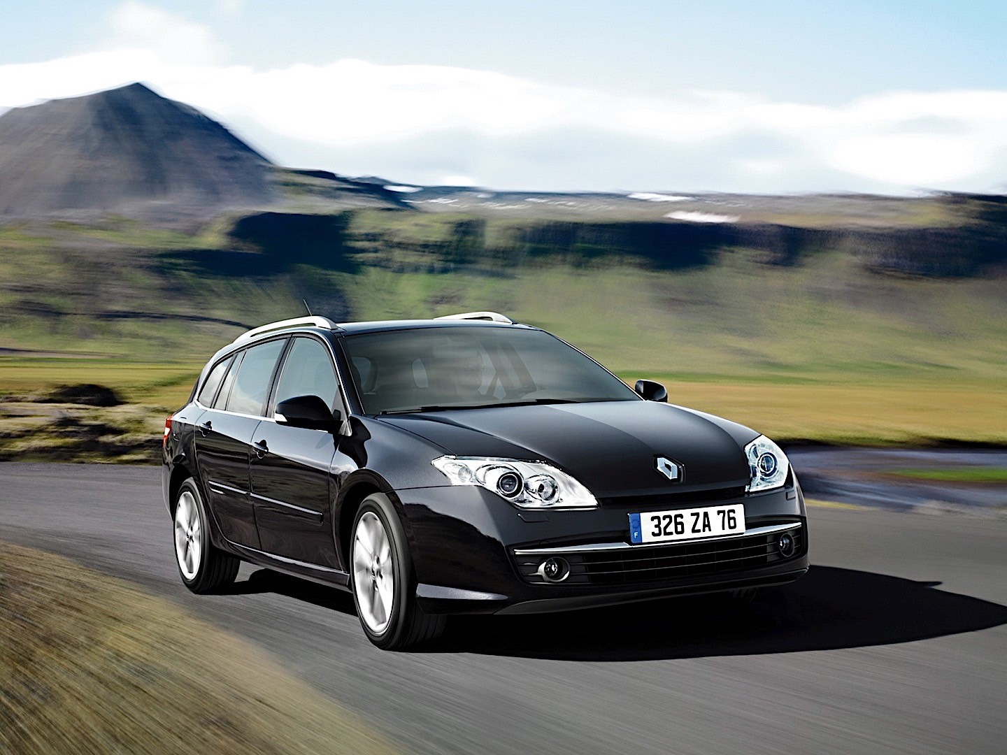 Renault Laguna Estate photo 13