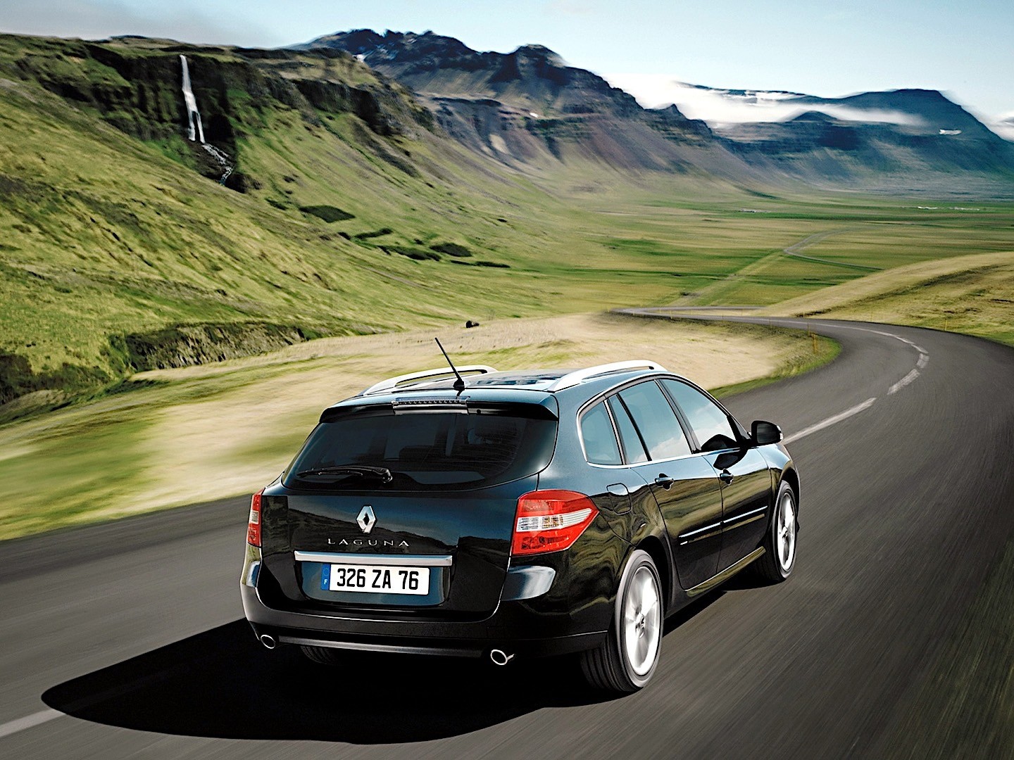 Renault Laguna Estate photo 24