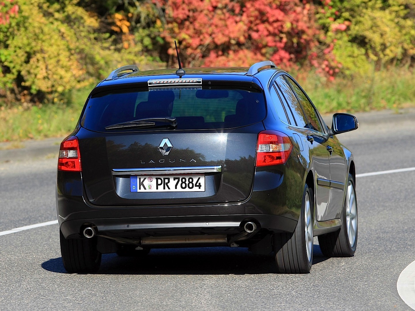 Renault Laguna Estate photo 29