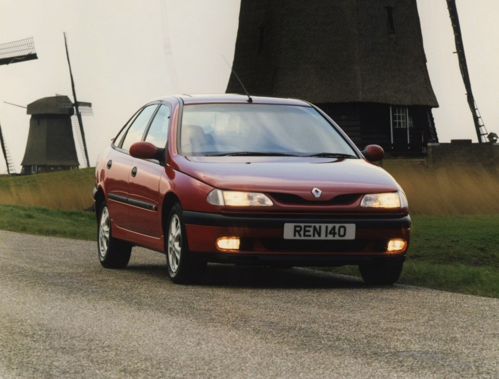 Renault Laguna photo 8