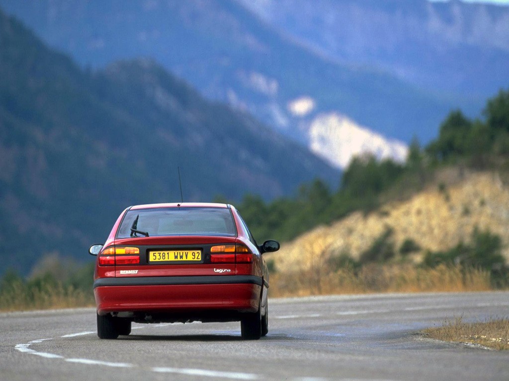 Renault Laguna photo 16